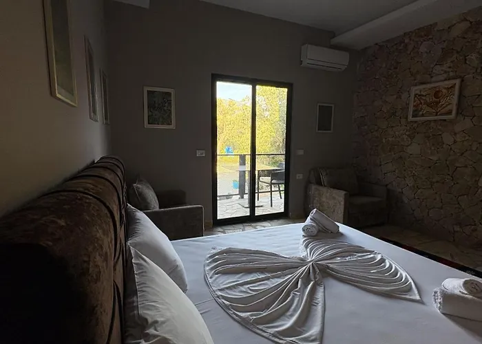 Atlantid Hospitality * Qeparo