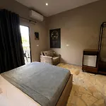 Atlantid Hospitality Qeparo