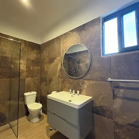 Atlantid Hospitality * Qeparo