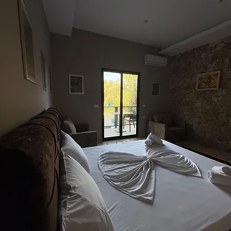 Atlantid Hospitality * Qeparo