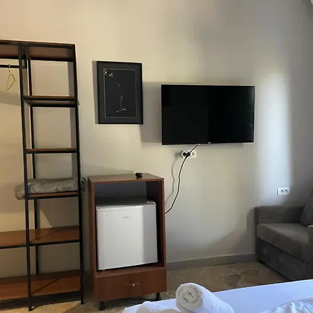 Atlantid Hospitality * Qeparo