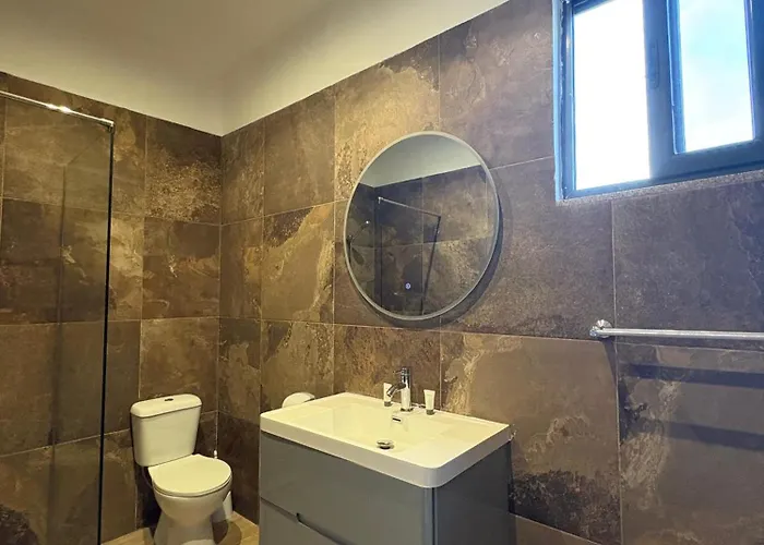 Atlantid Hospitality * Qeparo